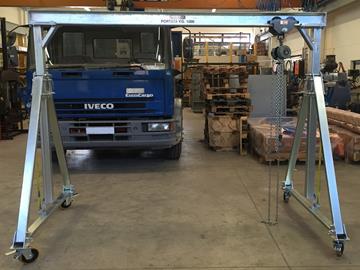 gru-a-portale-smontabile-zincata-attollo gru a portale smontabile zincata - attollo